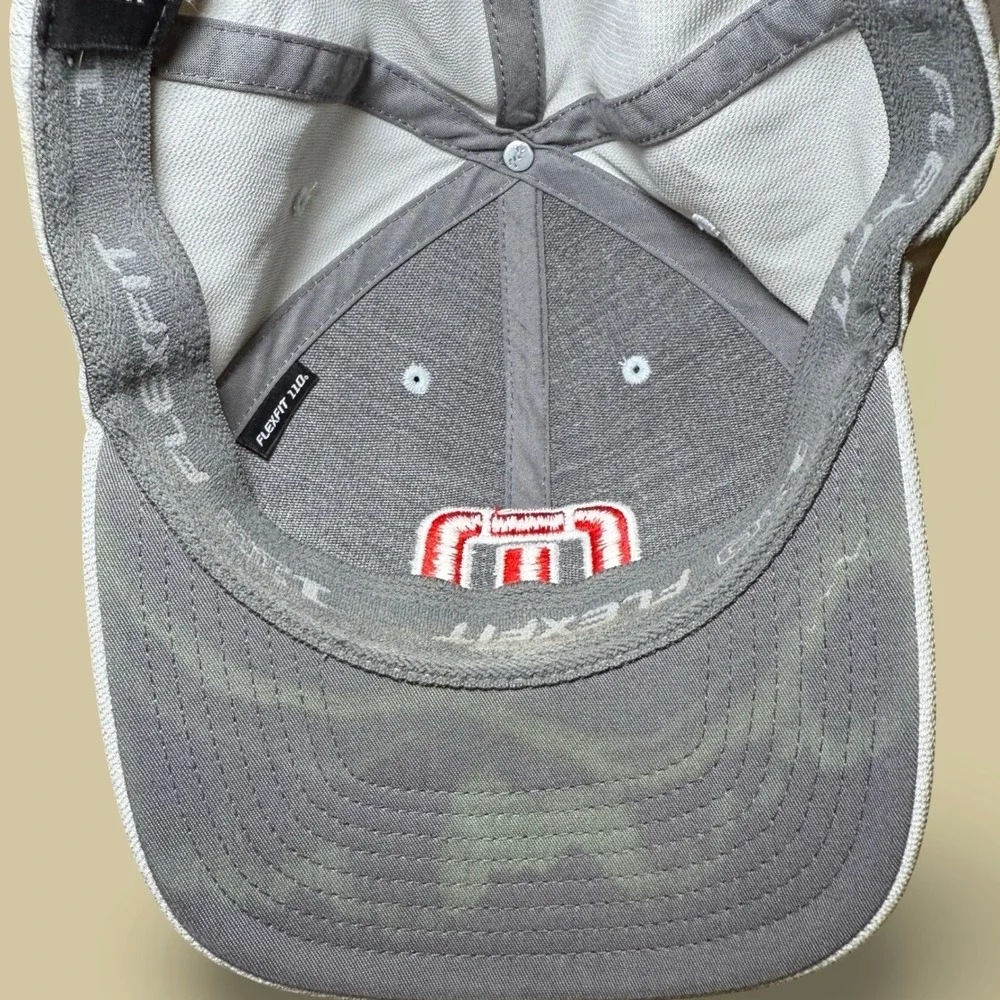 TravisMathew Snapback Hat Mens OSFM Gray Red Ohio Logo Flexfit 110 Cap